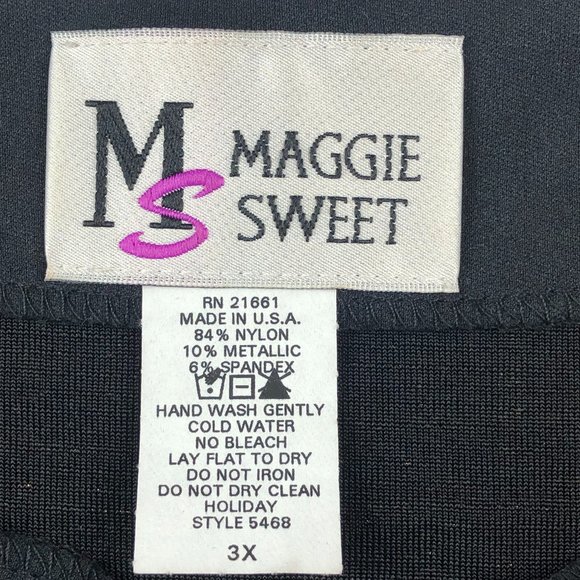 Black and Gold Floral Patterned Women's Top - Picture 4 of 10